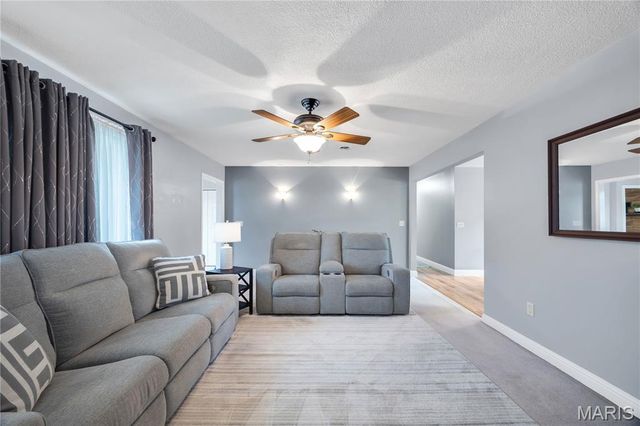 128 E 11th Street, Hermann, MO 65041