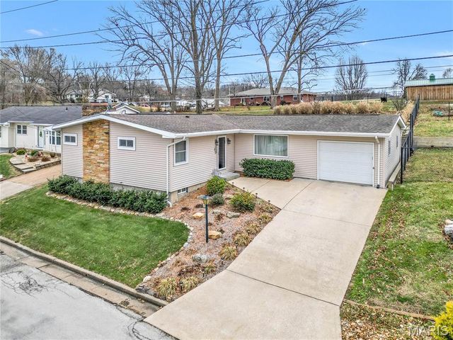 128 E 11th Street, Hermann, MO 65041