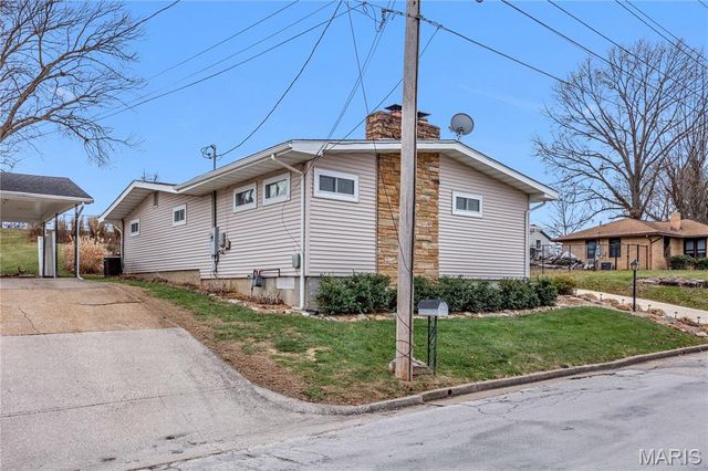 128 E 11th Street, Hermann, MO 65041