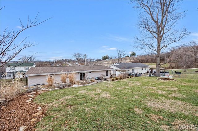 128 E 11th Street, Hermann, MO 65041