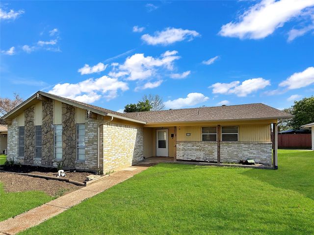2110 Snowmass Lane, Garland, TX 75044