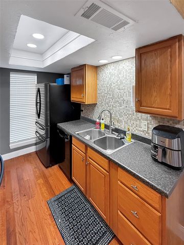 2110 Snowmass Lane, Garland, TX 75044