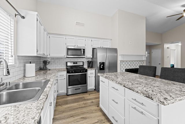 2420 Inverness Dr, Lincoln, CA 95648