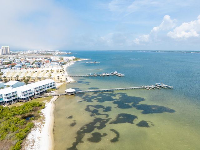 8522 Gulf Boulevard 20, Navarre, FL 32566