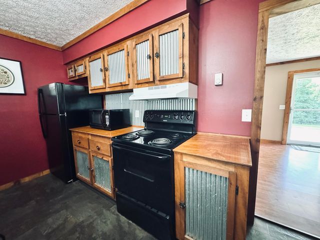 297 Oak Street, Russell Springs, KY 42642
