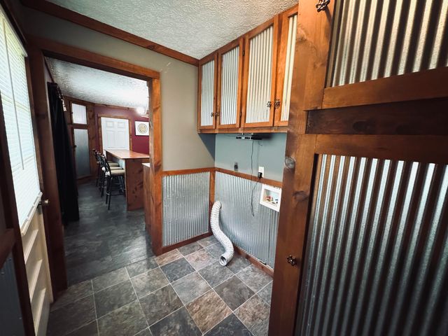 297 Oak Street, Russell Springs, KY 42642