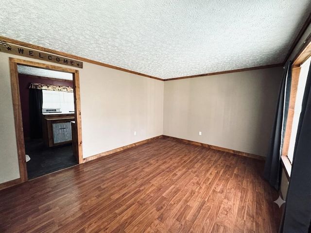 297 Oak Street, Russell Springs, KY 42642