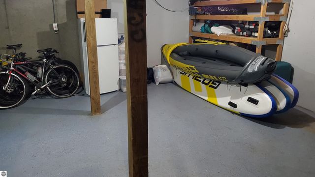 7967 Sunset Drive, Traverse City, MI 49685