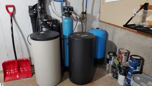 7967 Sunset Drive, Traverse City, MI 49685