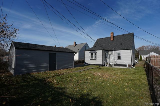 19820 Avalon Street, St. Clair Shores, MI 48080