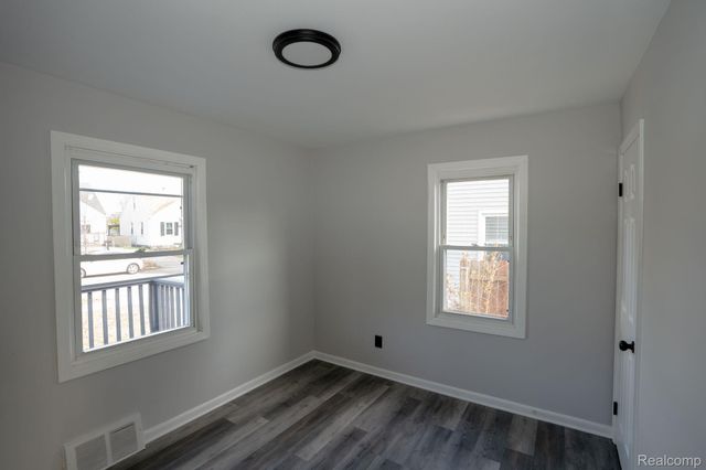 19820 Avalon Street, St. Clair Shores, MI 48080