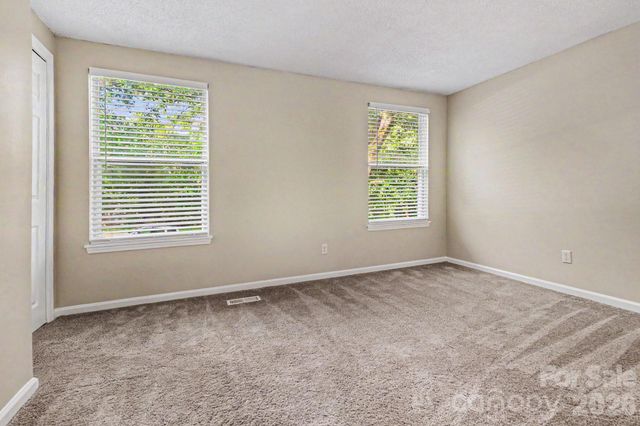 409 Vista Grande Circle, Charlotte, NC 28226