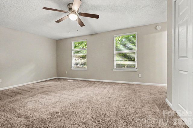 409 Vista Grande Circle, Charlotte, NC 28226