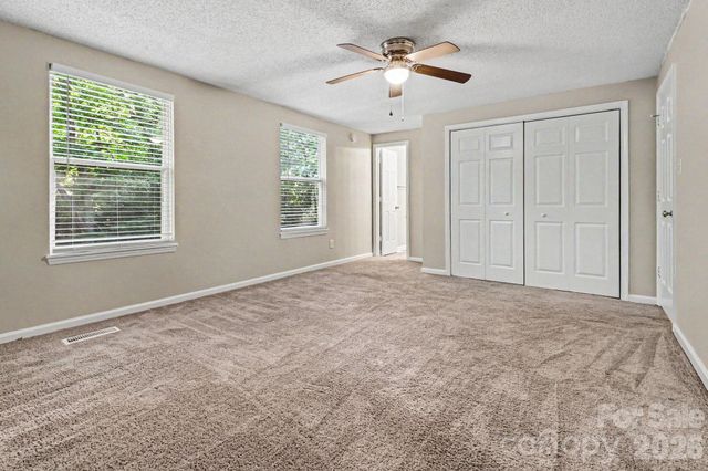 409 Vista Grande Circle, Charlotte, NC 28226