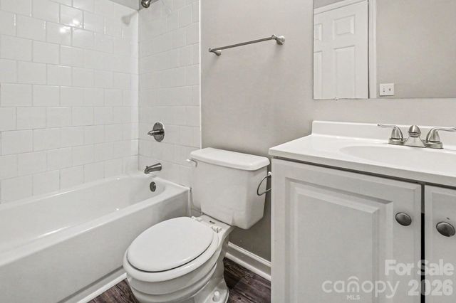 409 Vista Grande Circle, Charlotte, NC 28226