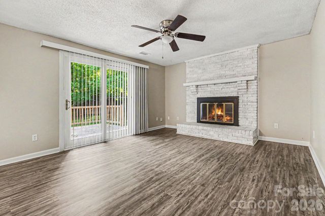 409 Vista Grande Circle, Charlotte, NC 28226