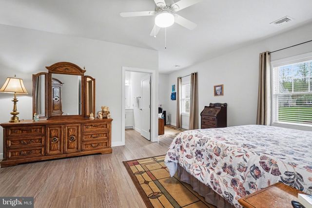 1025 RIVERSTONE CIR, Lebanon, PA 17042
