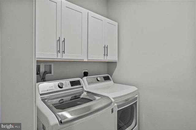 1025 RIVERSTONE CIR, Lebanon, PA 17042
