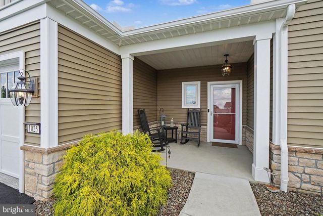 1025 RIVERSTONE CIR, Lebanon, PA 17042