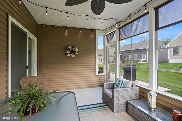 1025 RIVERSTONE CIR, Lebanon, PA 17042