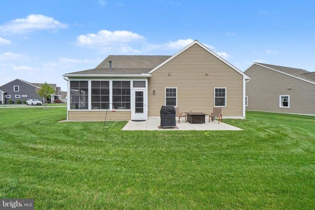 1025 RIVERSTONE CIR, Lebanon, PA 17042