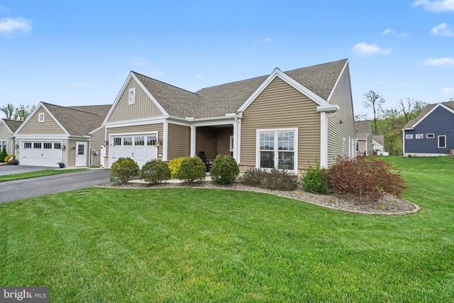 1025 RIVERSTONE CIR, Lebanon, PA 17042