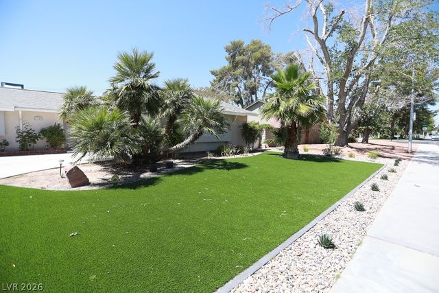2725 Colanthe Avenue, Las Vegas, NV 89102