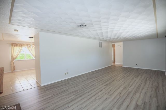 2725 Colanthe Avenue, Las Vegas, NV 89102