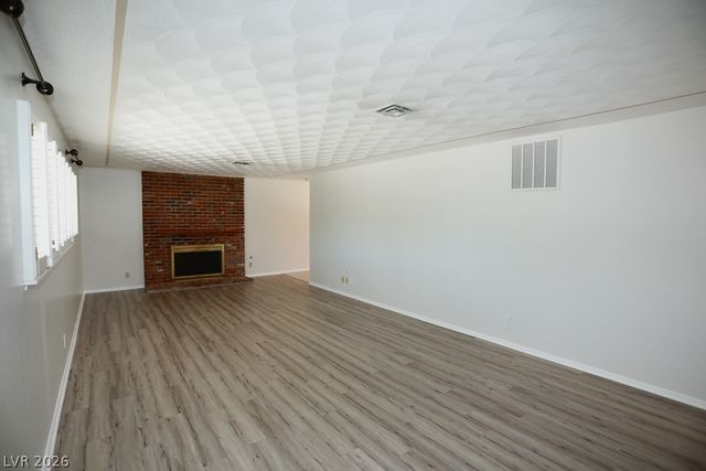 2725 Colanthe Avenue, Las Vegas, NV 89102