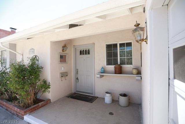 2725 Colanthe Avenue, Las Vegas, NV 89102