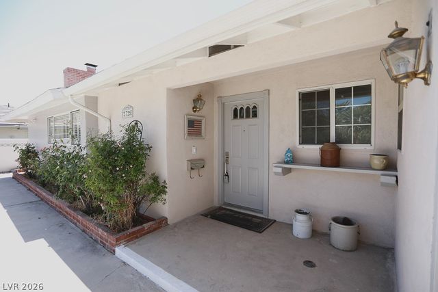 2725 Colanthe Avenue, Las Vegas, NV 89102