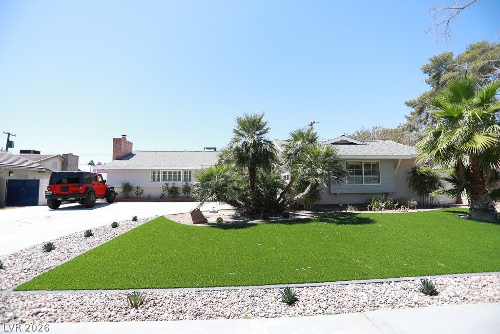 2725 Colanthe Avenue, Las Vegas, NV 89102