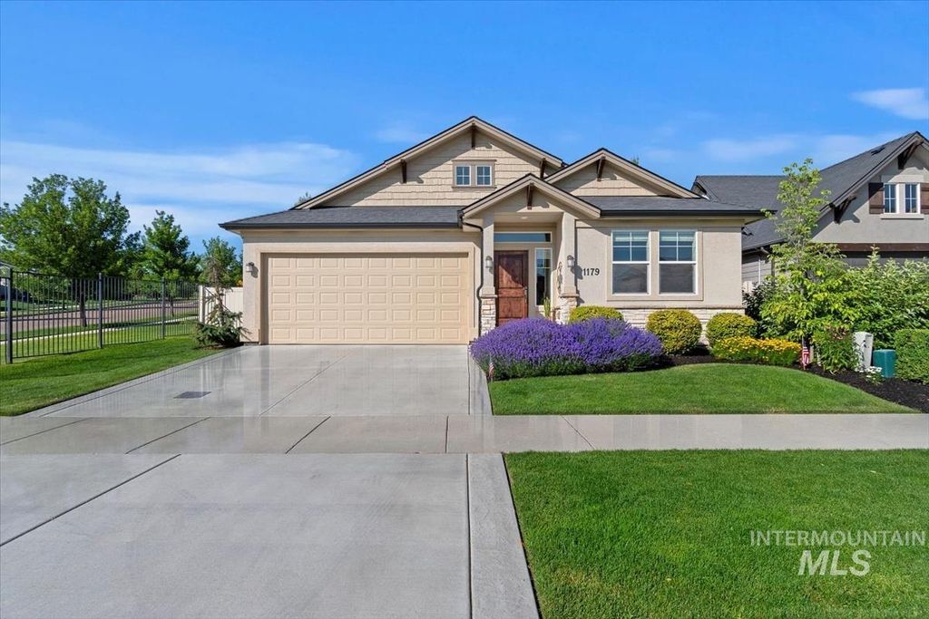 1179 E Radiant Ridge Dr, Meridian, ID 83642