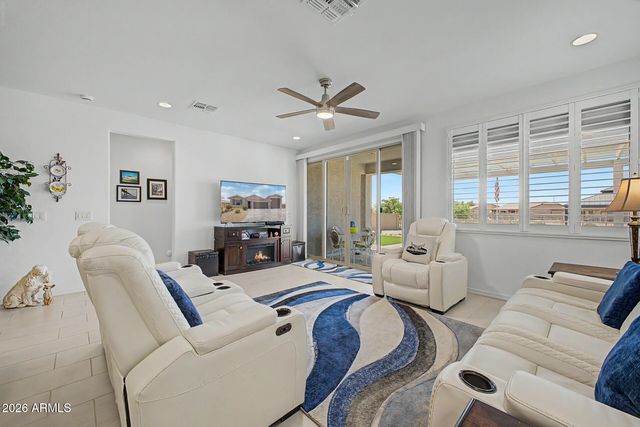 123 S NAPLES Lane, Casa Grande, AZ 85122