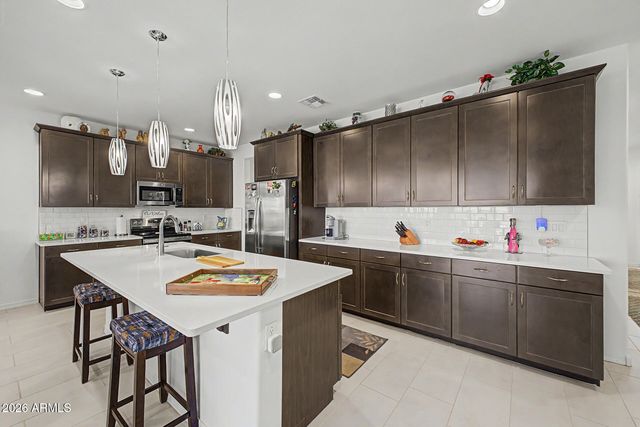 123 S NAPLES Lane, Casa Grande, AZ 85122