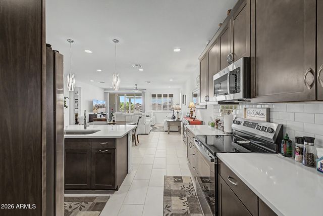 123 S NAPLES Lane, Casa Grande, AZ 85122