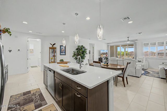123 S NAPLES Lane, Casa Grande, AZ 85122