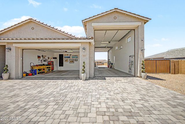 123 S NAPLES Lane, Casa Grande, AZ 85122