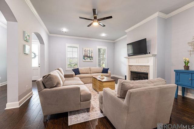 15463 Green Trails Blvd, Baton Rouge, LA 70817