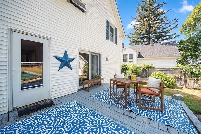 20 Oak Court, Clinton, MA 01510