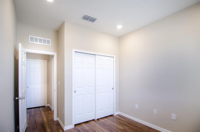 5600 NW Pine Trail Circle, Port St Lucie, FL 34983