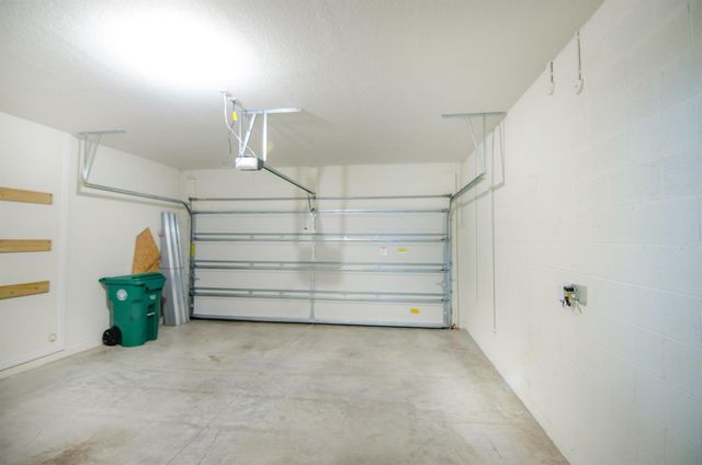 5600 NW Pine Trail Circle, Port St Lucie, FL 34983