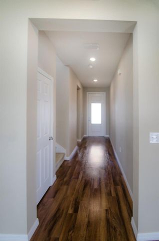 5600 NW Pine Trail Circle, Port St Lucie, FL 34983