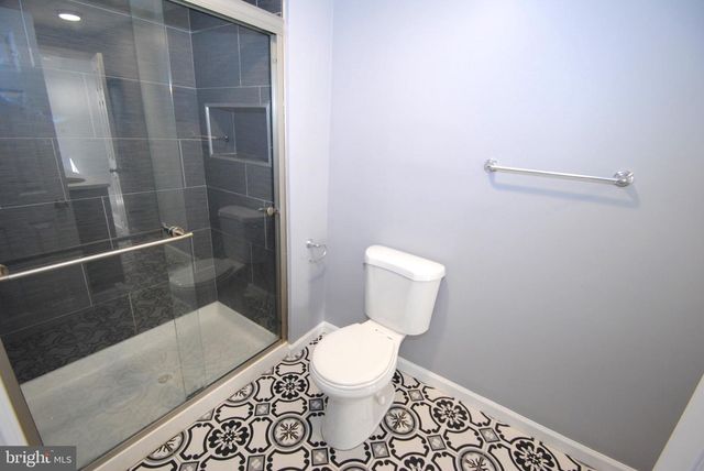 414 LAWRENCE ST, Burlington, NJ 08016