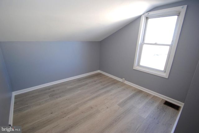 414 LAWRENCE ST, Burlington, NJ 08016