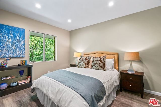 1222 Princeton Street 10, Santa Monica, CA 90404