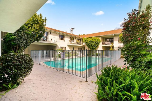 1222 Princeton Street 10, Santa Monica, CA 90404