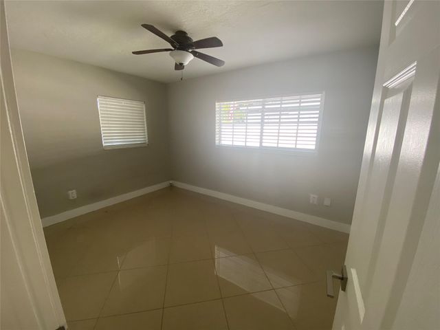 6325 Grant Court, Hollywood, FL 33024