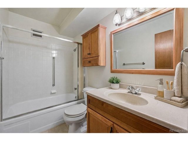 9625 E Center Ave 5C, Denver, CO 80247