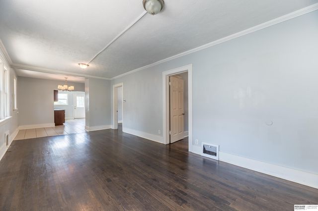 3728 N 53rd Street, Omaha, NE 68104